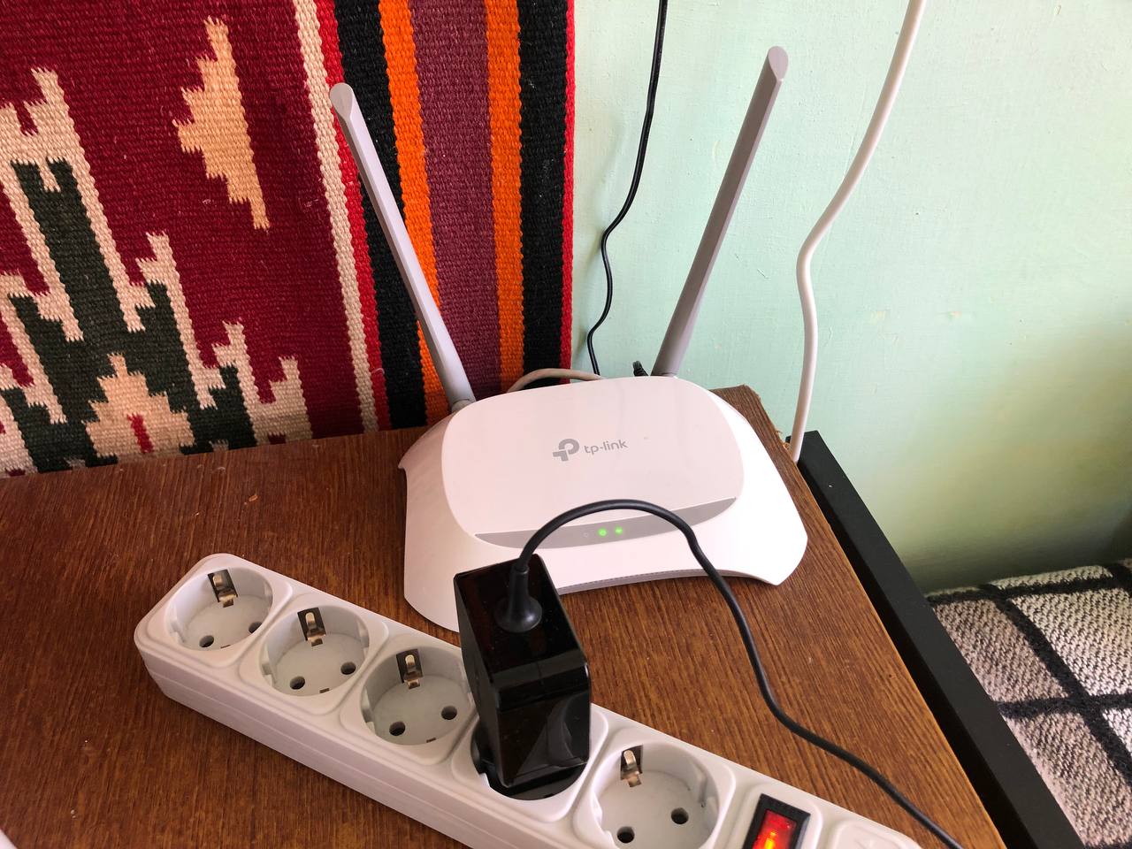 Новини Тернополя - фото з Щоб прилади не згоріли: як захистити техніку від стрибків напруги. Поради тернопільських експертів