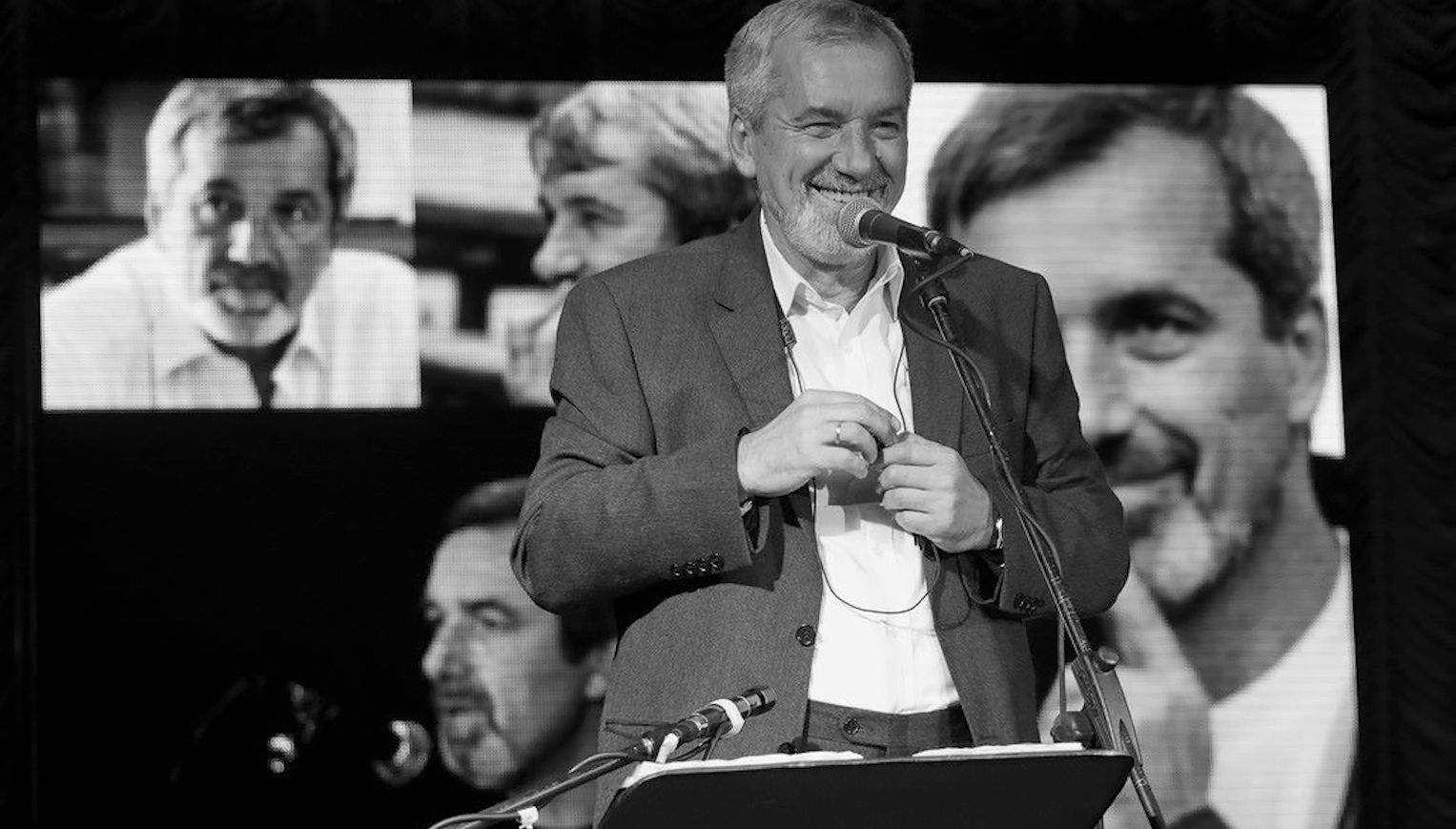 Новини Тернополя - фото з У Тернополі відбудеться вечір пам'яті відомого барда, поета Олександра Смика