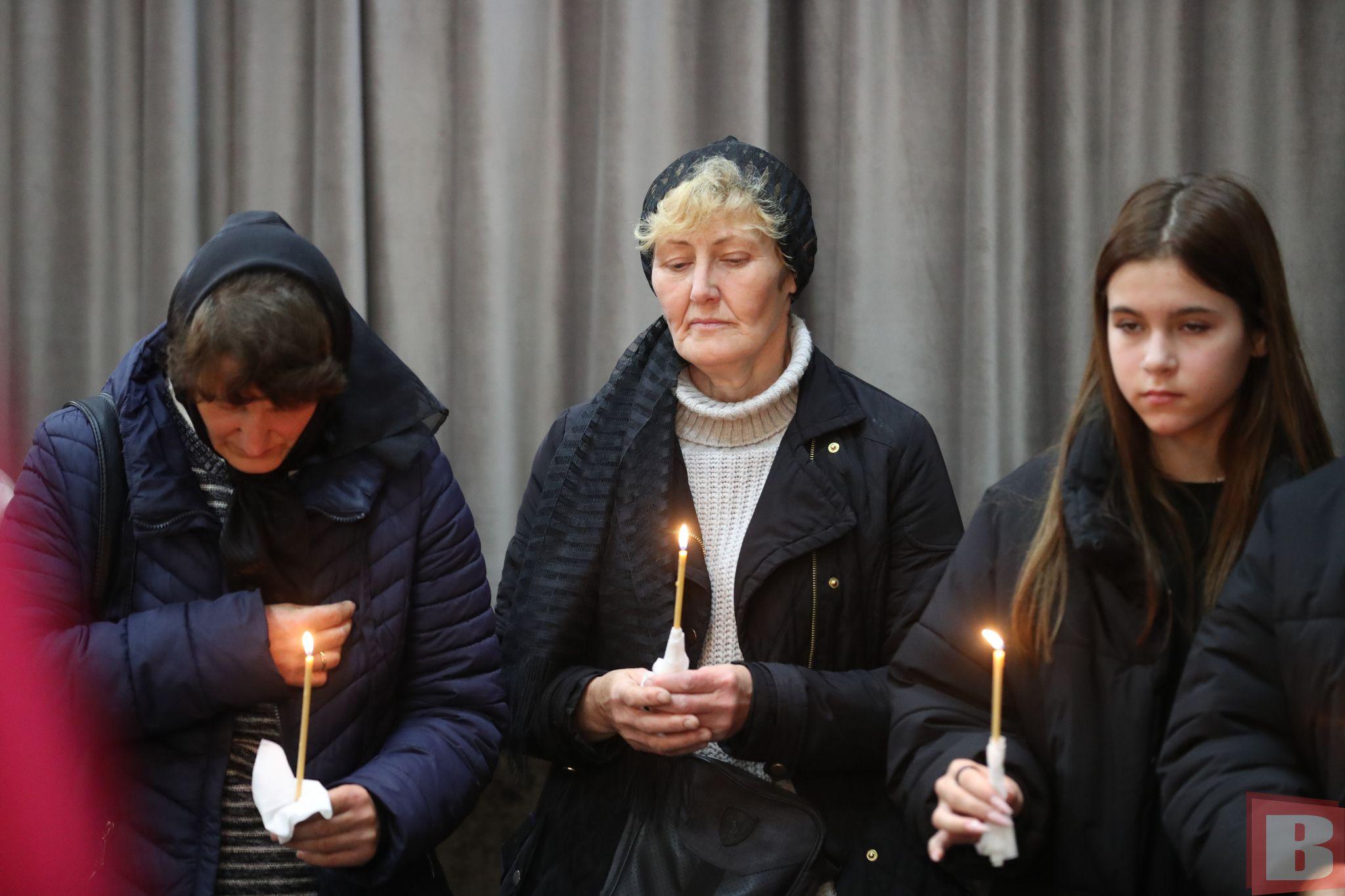 Новини Хмельницького - фото з «Помер за рідну нашу Україну». У Хмельницькому попрощалися з загиблим військовим Рашадом Оруджевим