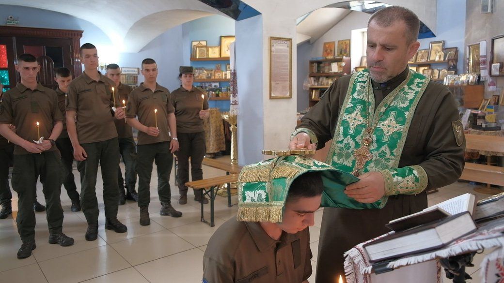 Новини Вінниці - фото з «Обороняти рідну землю зі зброєю — не гріх». Протоієрей Михайло Бабій про війну і обов'язки капелана