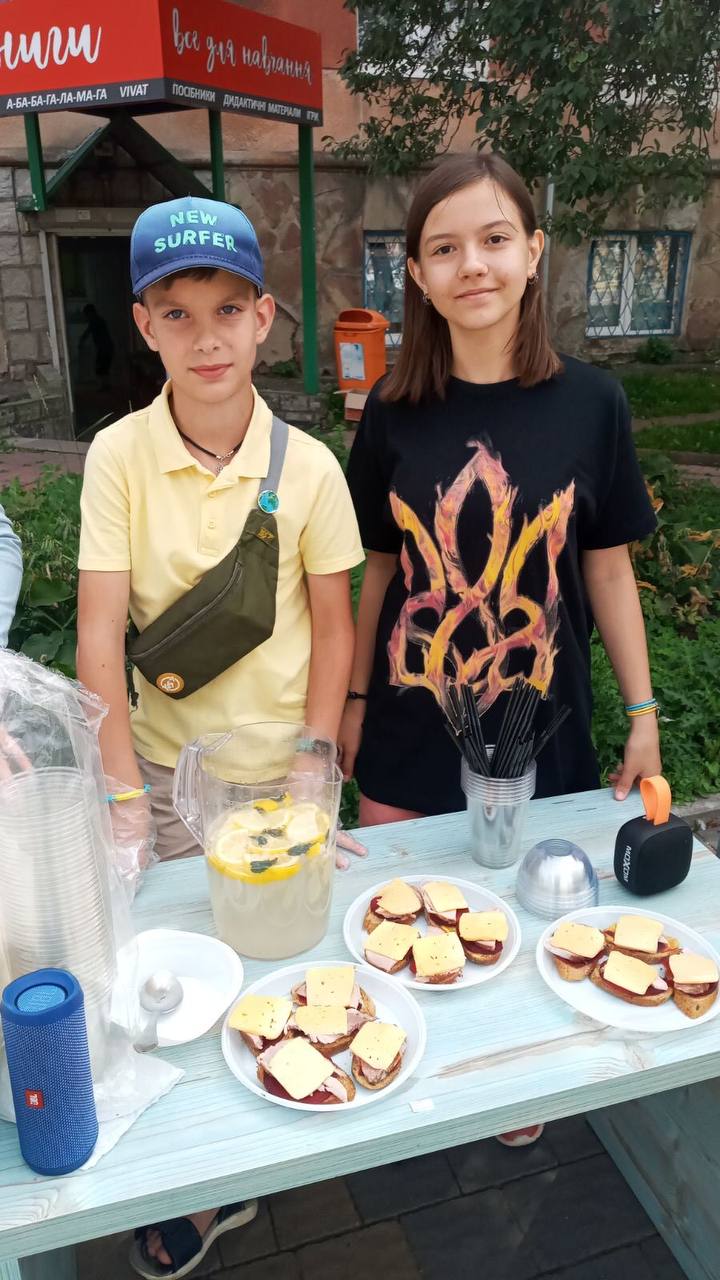 Новини Тернополя - фото з Готують, вчаться та волонтерять: у Тернополі функціонує кімната дружби для дітей