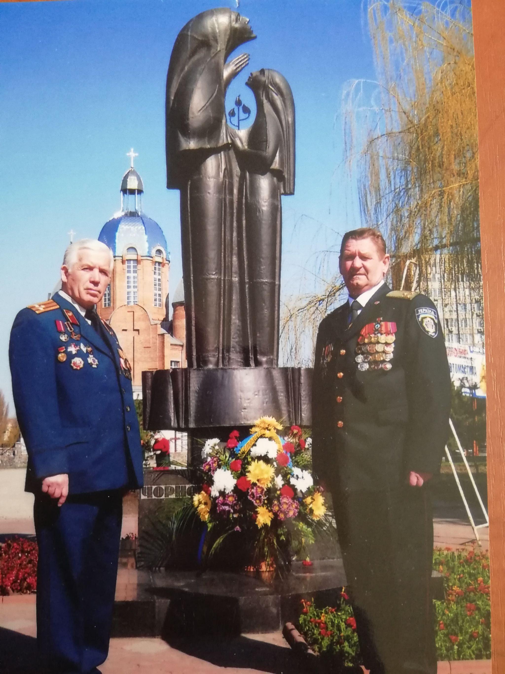 Новини Вінниці - фото з «Коли йшли по траві, іскри сипалися з-під ніг». Як реагують чорнобильці на ядерну загрозу росії?