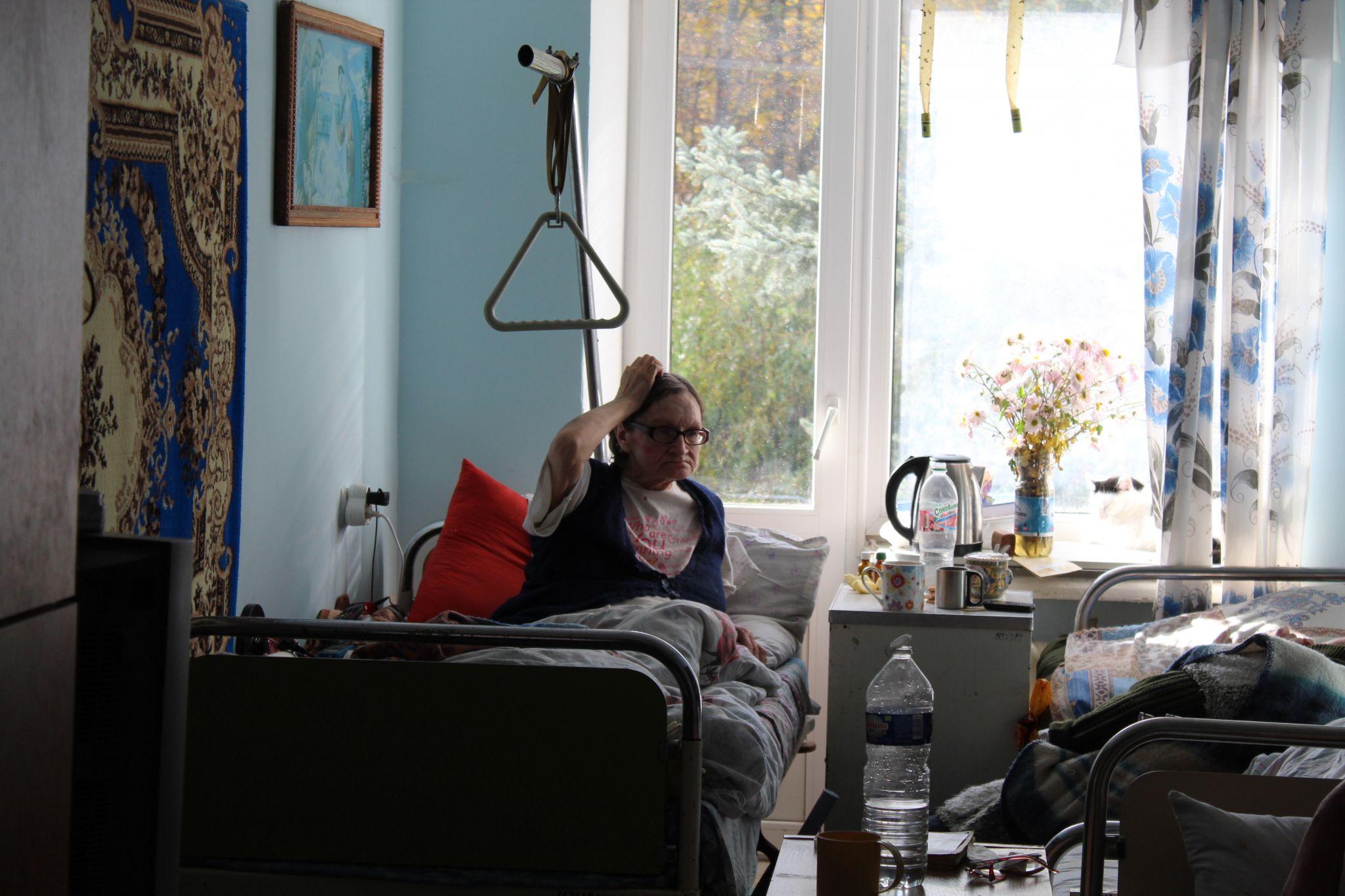 Новини Тернополя - фото з Старість не вдома. У яких умовах живуть старенькі у геріатричному пансіонаті – ми перевірили (РЕПОРТАЖ)