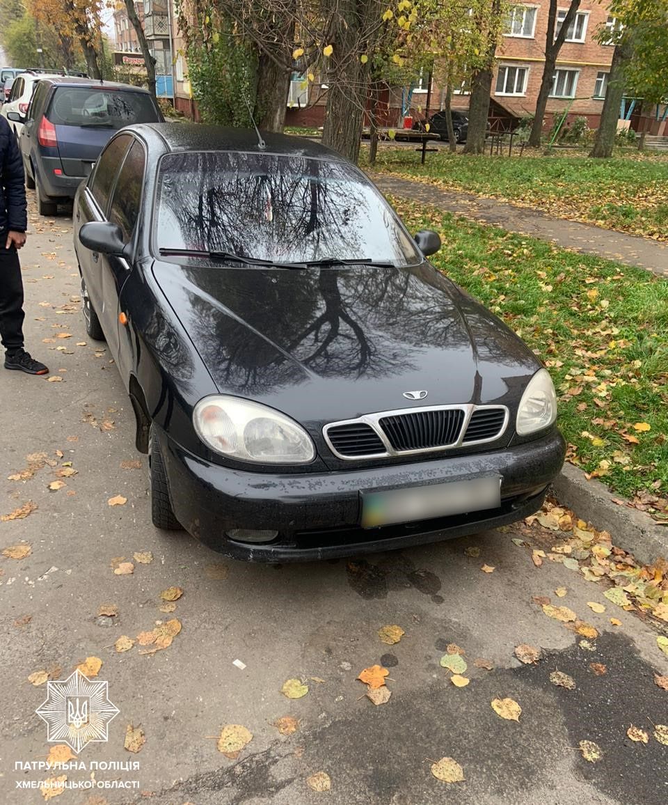 Новини Хмельницького - фото з Пошкодили автомобілі та збили людину: патрульні шукають свідків трьох ДТП