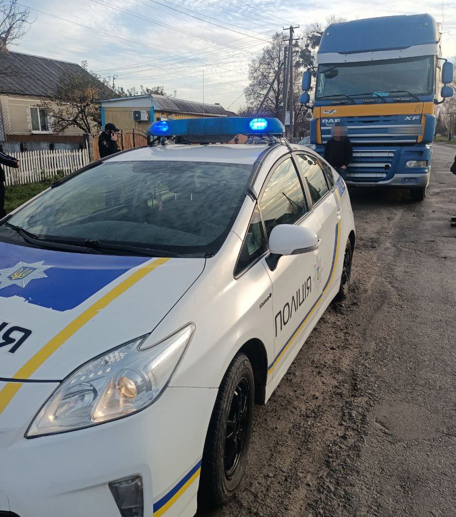 Новини Хмельницького - фото з Далекобійник з Хмельниччини давав 2 тисячі гривень хабара копам Рівненщини