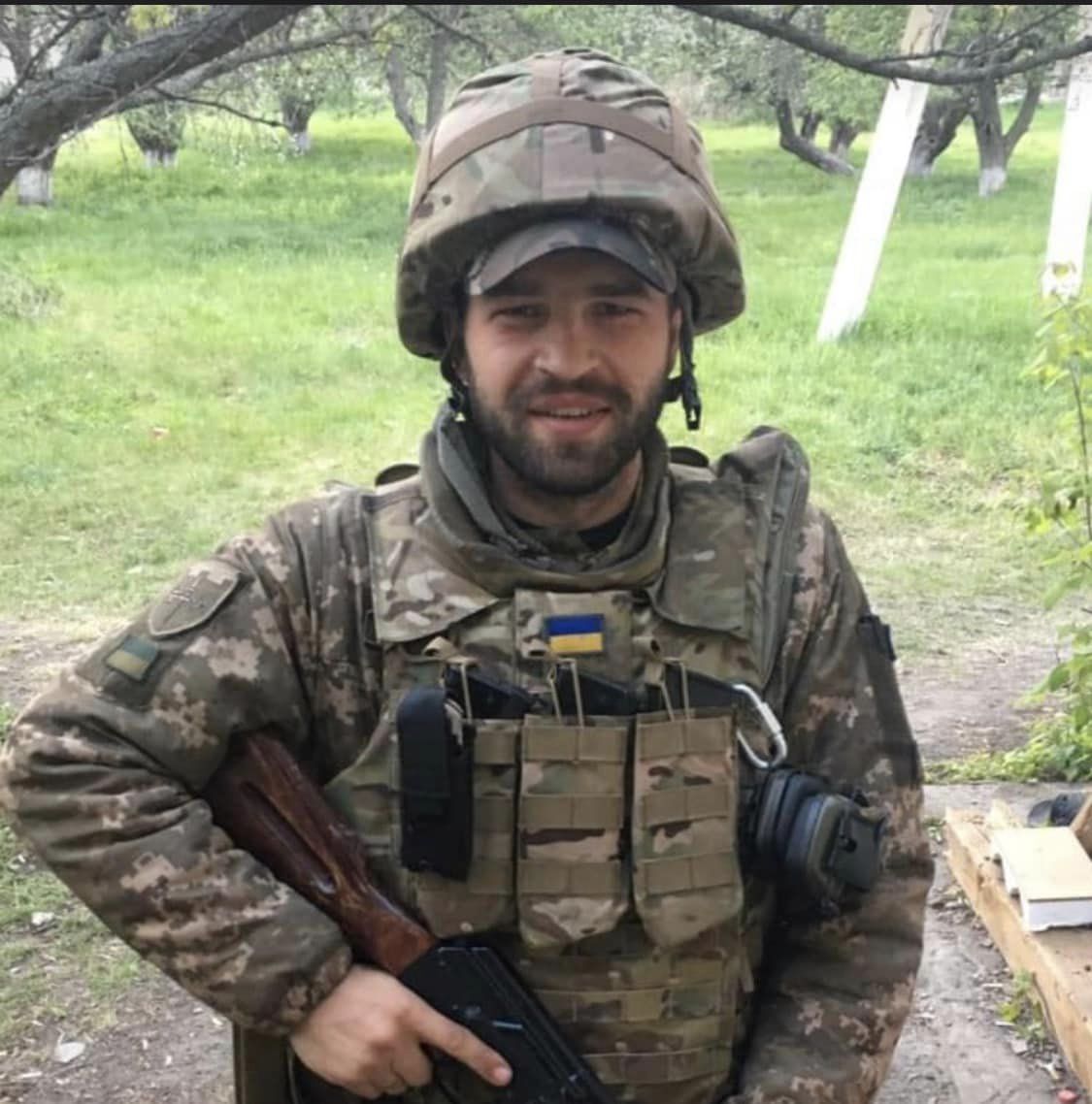 Новини Тернополя - фото з Залишився навіки у думках та серцях. Кременеччина прощається із загиблим військовим Максимом Кюзом