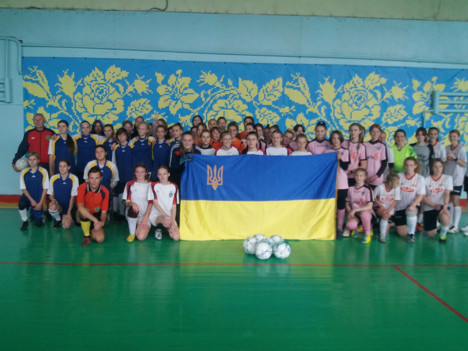 Новини Вінниці - фото з Футзалістки Хмільника виграли домашній турнір на підтримку ЗСУ