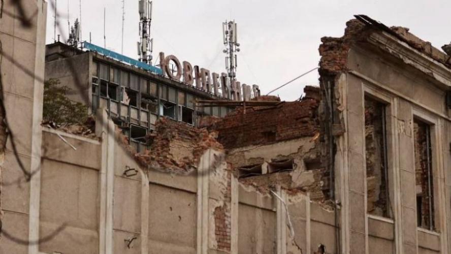 Будинок офіцерів почали консервувати на зиму. Що з ним робитимуть, коли настане тепло?