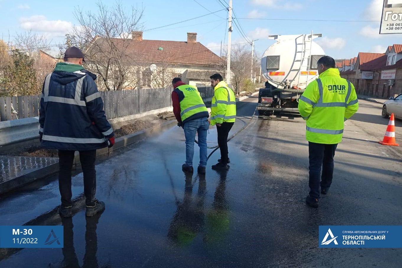 Новини Тернополя - фото з На Тернопільщині відновили роботи на найдовшій трасі країни