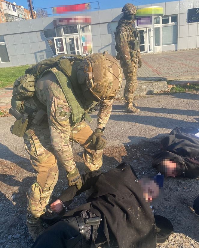 Новини Житомира - фото з За вимагання 7 000 грн неіснуючого боргу двом бердичівлянам повідомлено про підозру