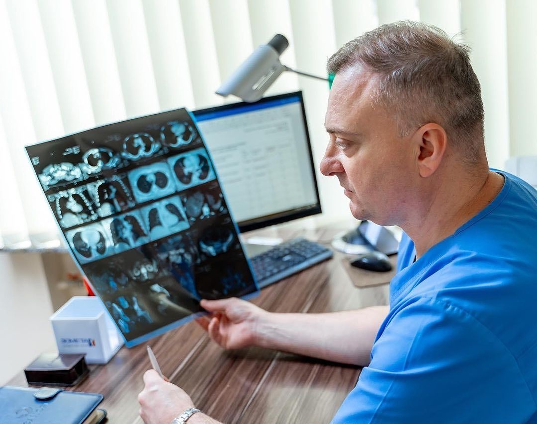 Новини Вінниці - фото з «Єдине лікування раку яєчка — видалення його». Як вберегти своє, або отримати імплант, розповідає уролог