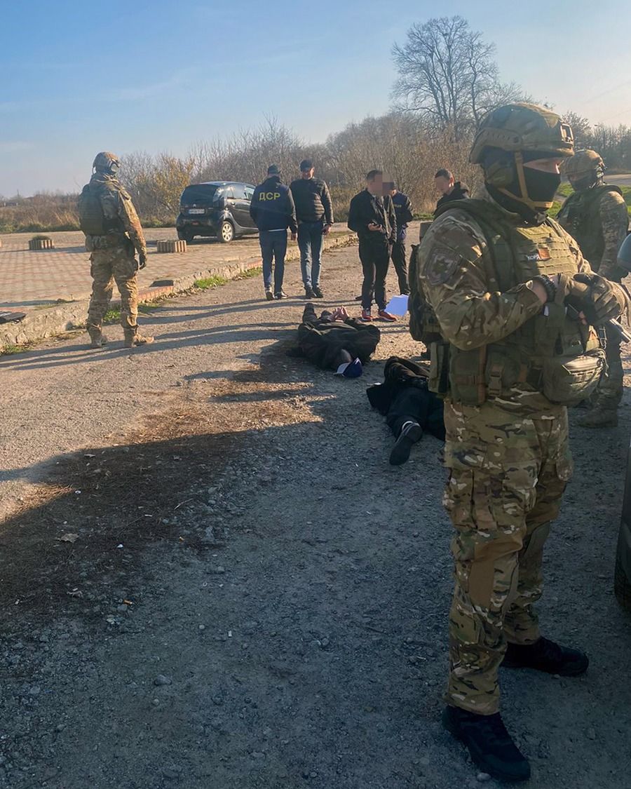 Новини Житомира - фото з За вимагання 7 000 грн неіснуючого боргу двом бердичівлянам повідомлено про підозру