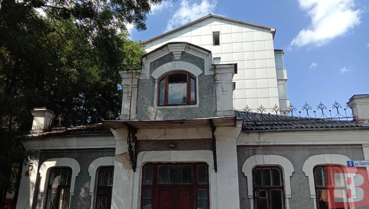 Новини Хмельницького - фото з Хто купив старовинний особняк у центрі Хмельницького за 6,5 мільйона