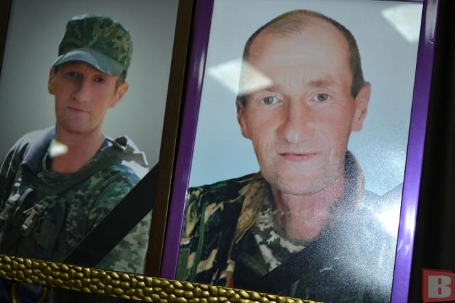 Новини Хмельницького - фото з Лікарі боролись за його життя. Хмельницький попрощався з воїном Ігорем Кірсановським