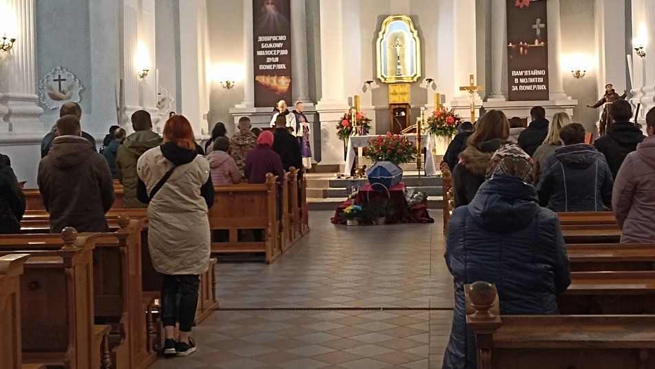 Новини Житомира - фото з У Житомирі попрощалися з 27-річним військовим розвідником Річардом Шапіренком