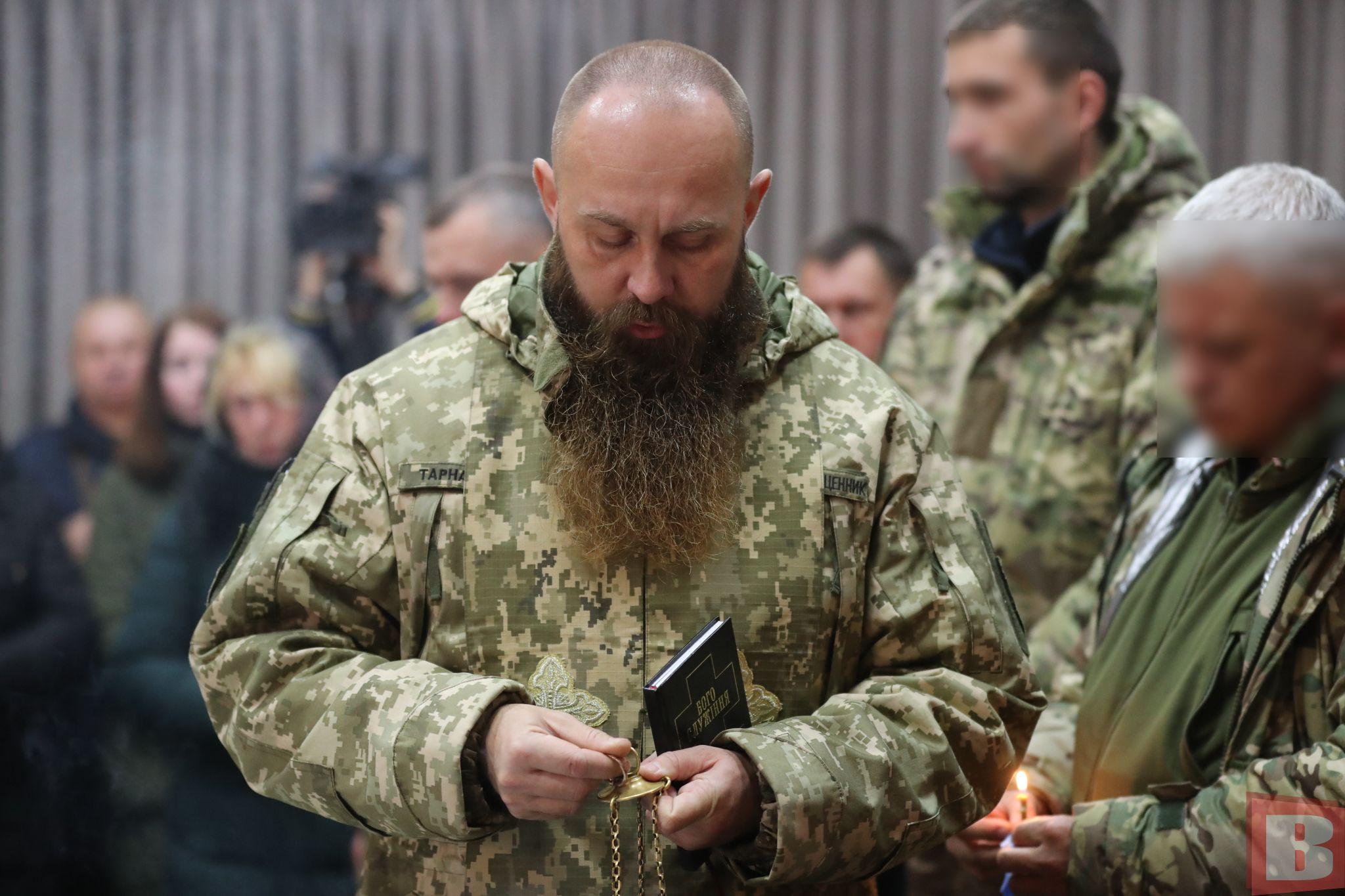 Новини Хмельницького - фото з Мріяв побудувати будинок. Попрощалися з загиблим військовим Артемом Степанишиним