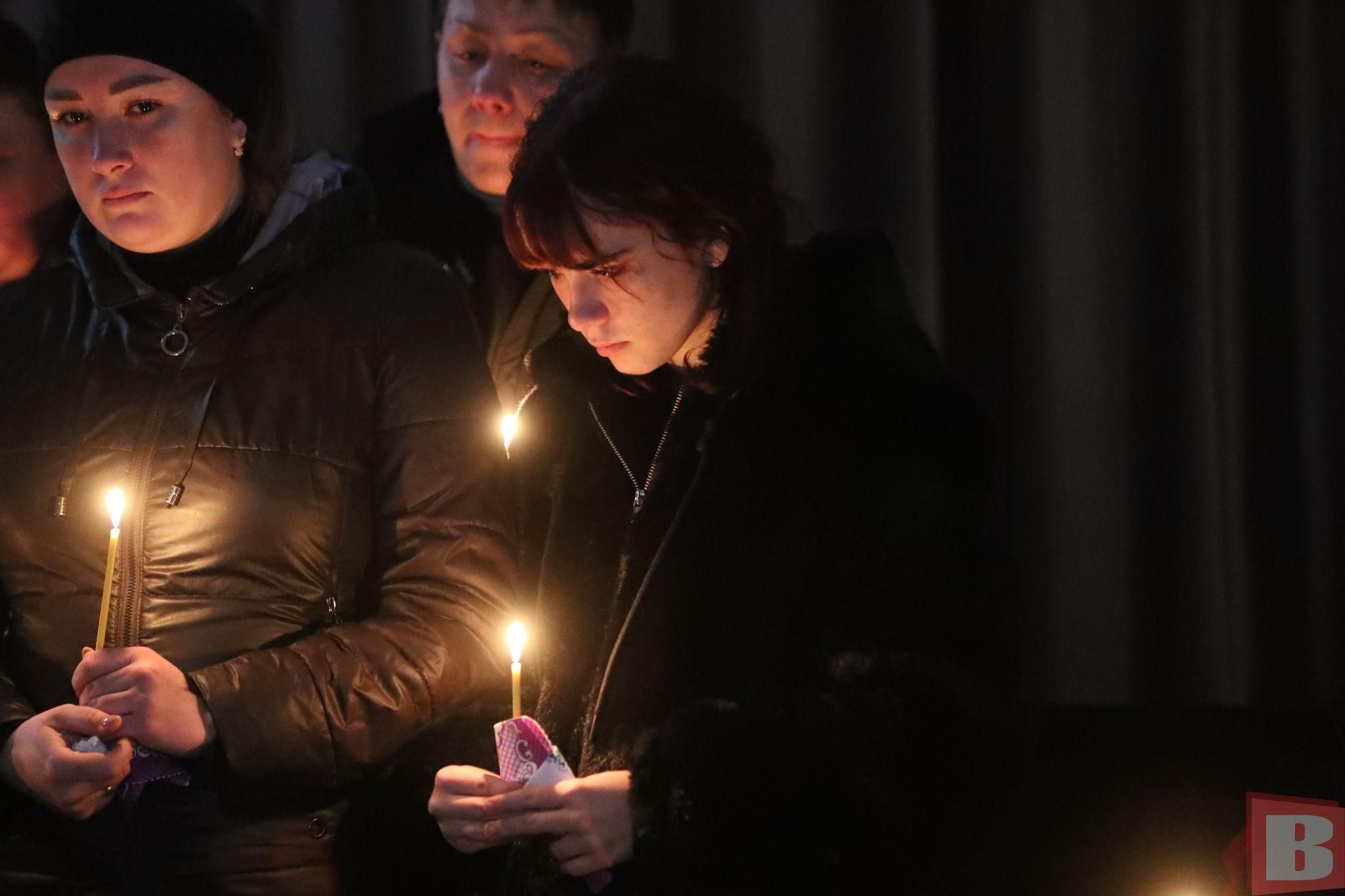 Новини Хмельницького - фото з У Хмельницькому попрощалися з військовим Андрієм Шпичком (ФОТОРЕПОРТАЖ)