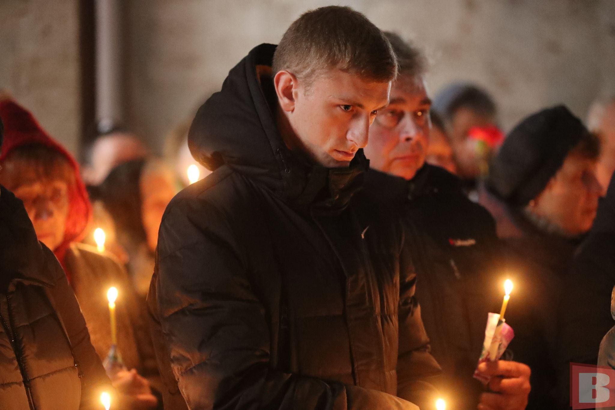 Новини Хмельницького - фото з У Хмельницькому попрощалися з військовим Андрієм Шпичком (ФОТОРЕПОРТАЖ)