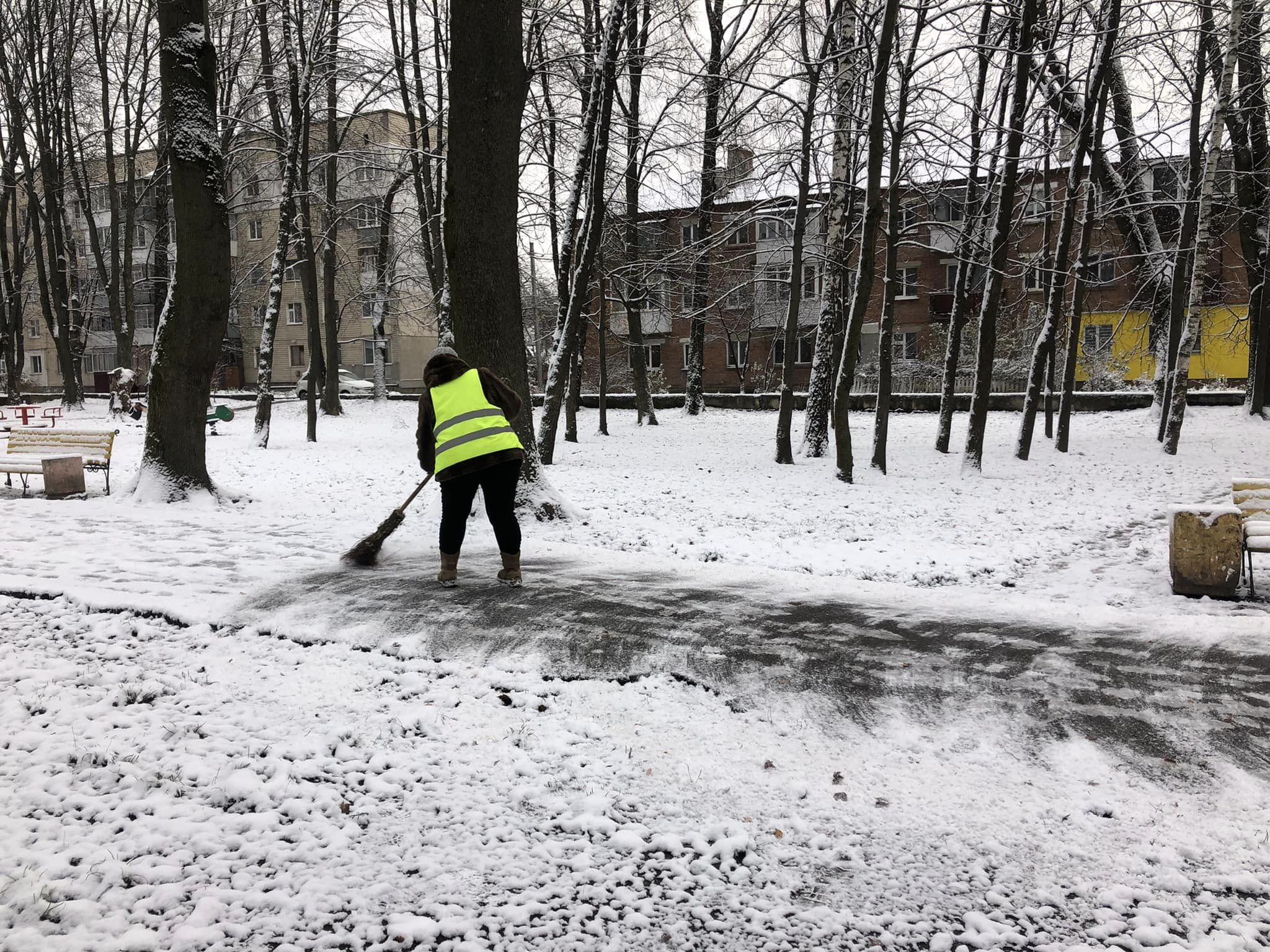 Новини Хмельницького - фото з На дорогах Хмельниччини працює спецтехніка
