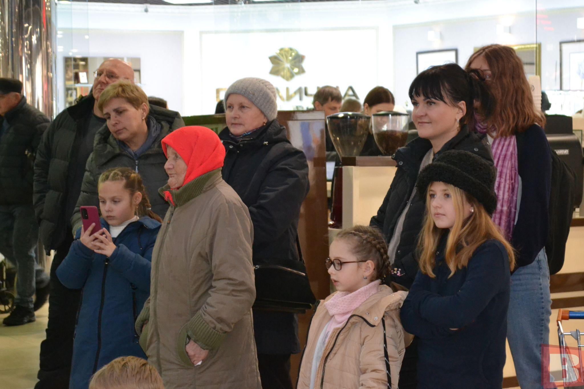 Новини Хмельницького - фото з В «Оазисі» виступив харківський співак Олександр Кварта. ФОТО та ВІДЕО з концерту