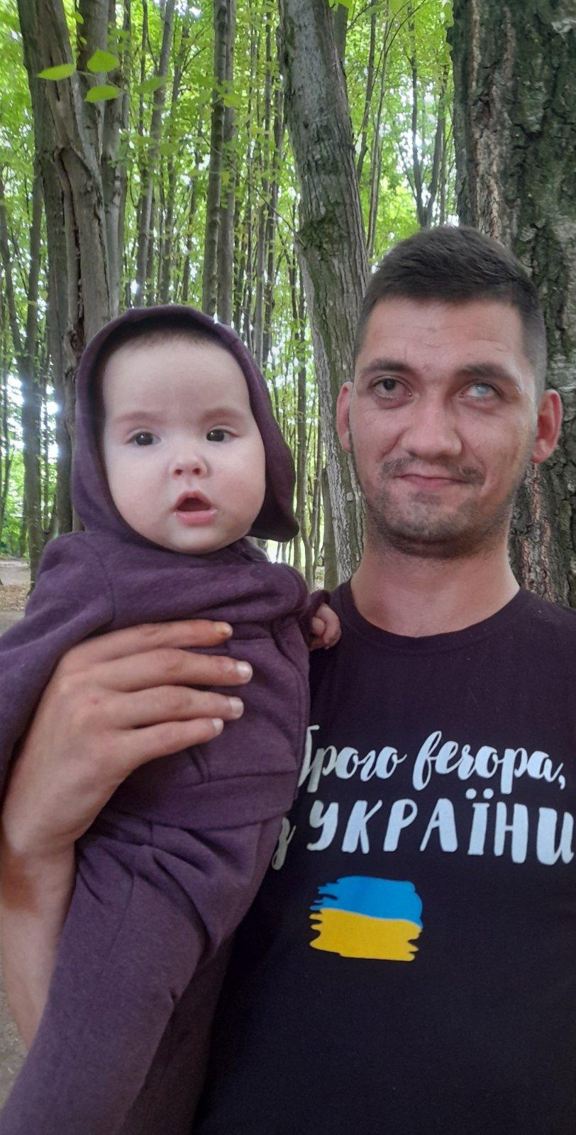 Новини Вінниці - фото з Незрячій вдівець із немовлям на руках став жертвою шахрая. Видурили благодійні пожертви