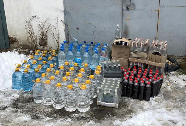 Новини Житомира - фото з У гаражі звягельчанина виявили пів тонни безакцизного алкоголюна понад 56 тисяч гривень