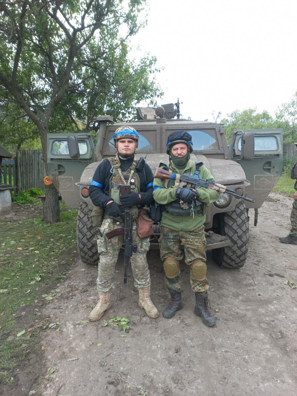 Новини Вінниці - фото з «А ми бандерівці...» Нацгвардієць з Вінниці заспівав у розбомбленій школі і став зіркою ТікТоку
