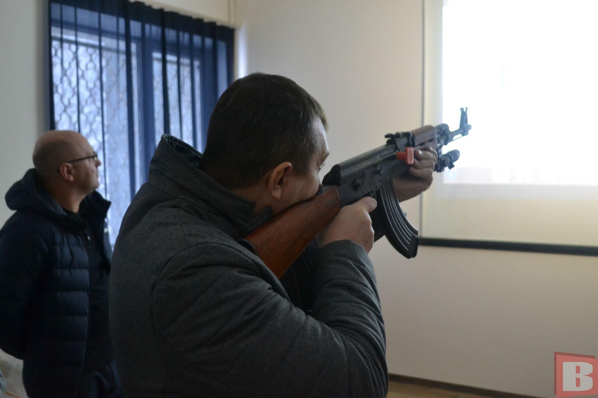 Новини Хмельницького - фото з У Хмельницькому показали тир для школярів за 98 тисяч. Як він працює (ФОТО, ВІДЕО)