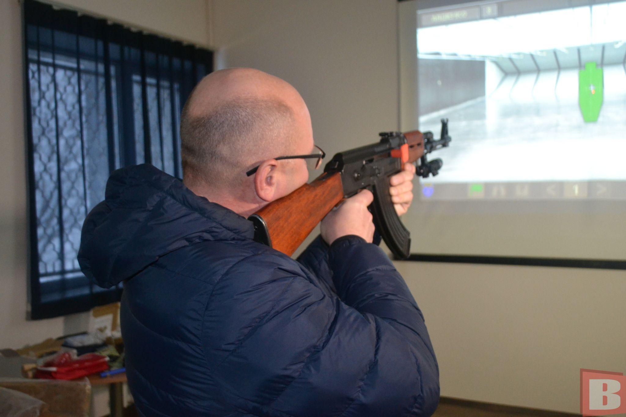 Новини Хмельницького - фото з У Хмельницькому показали тир для школярів за 98 тисяч. Як він працює (ФОТО, ВІДЕО)