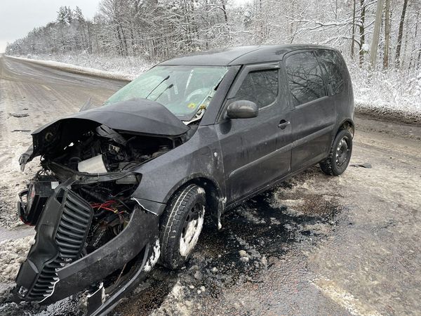 Новини Житомира - фото з Поблизу с. Гуйви - смертельна ДТП за участю двох легковиків і вантажівки
