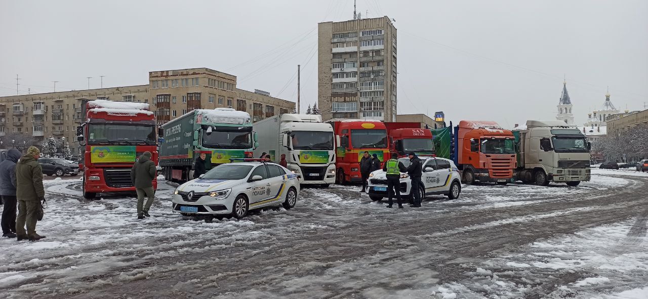 Новини Житомира - фото з З Житомира на деокуповані території вирушило 165 тонн найнеобхідніших для жителів товарів
