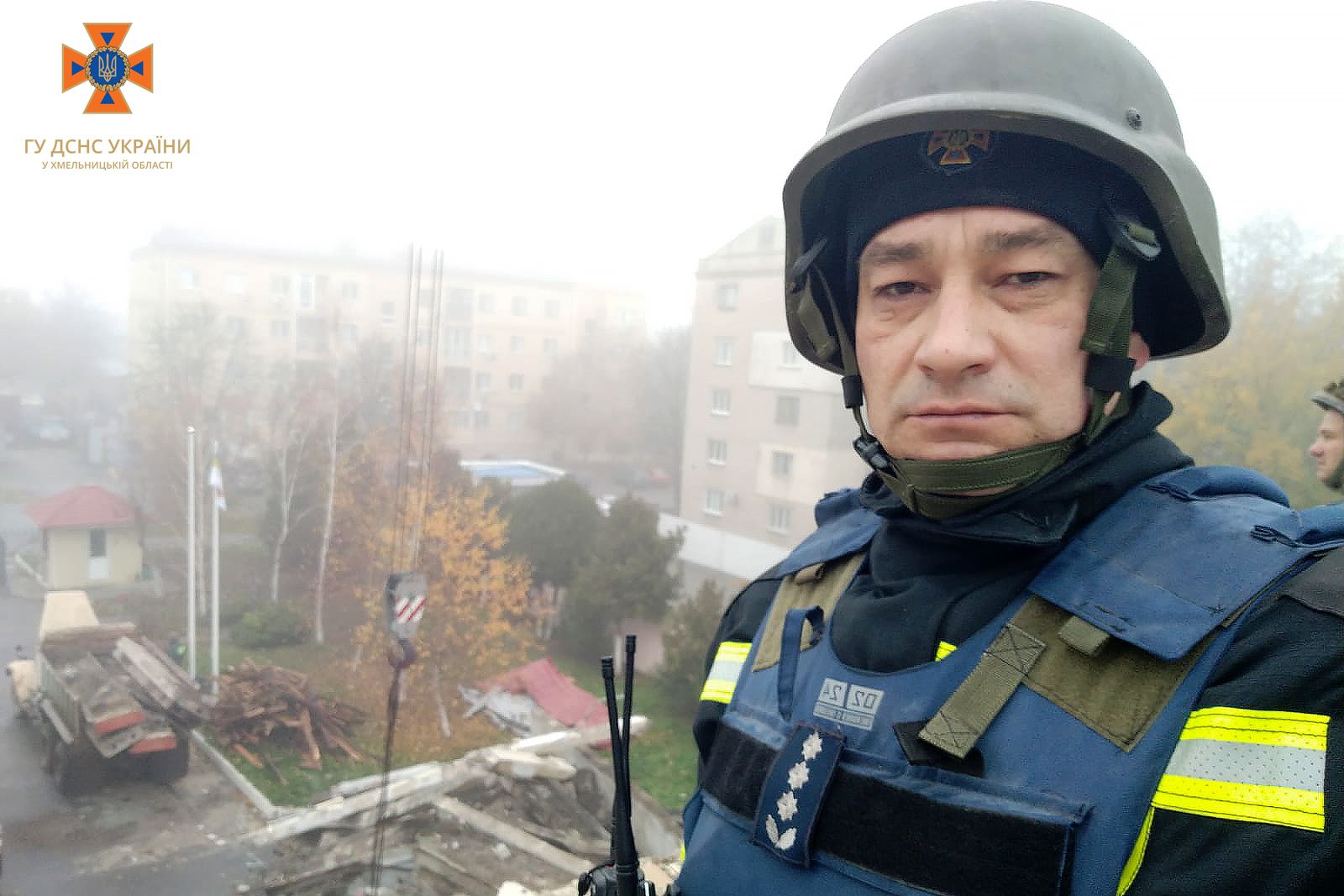 Новини Хмельницького - фото з Надзвичайники з Хмельниччини показали, як розбирають завали у Херсоні (ФОТО)