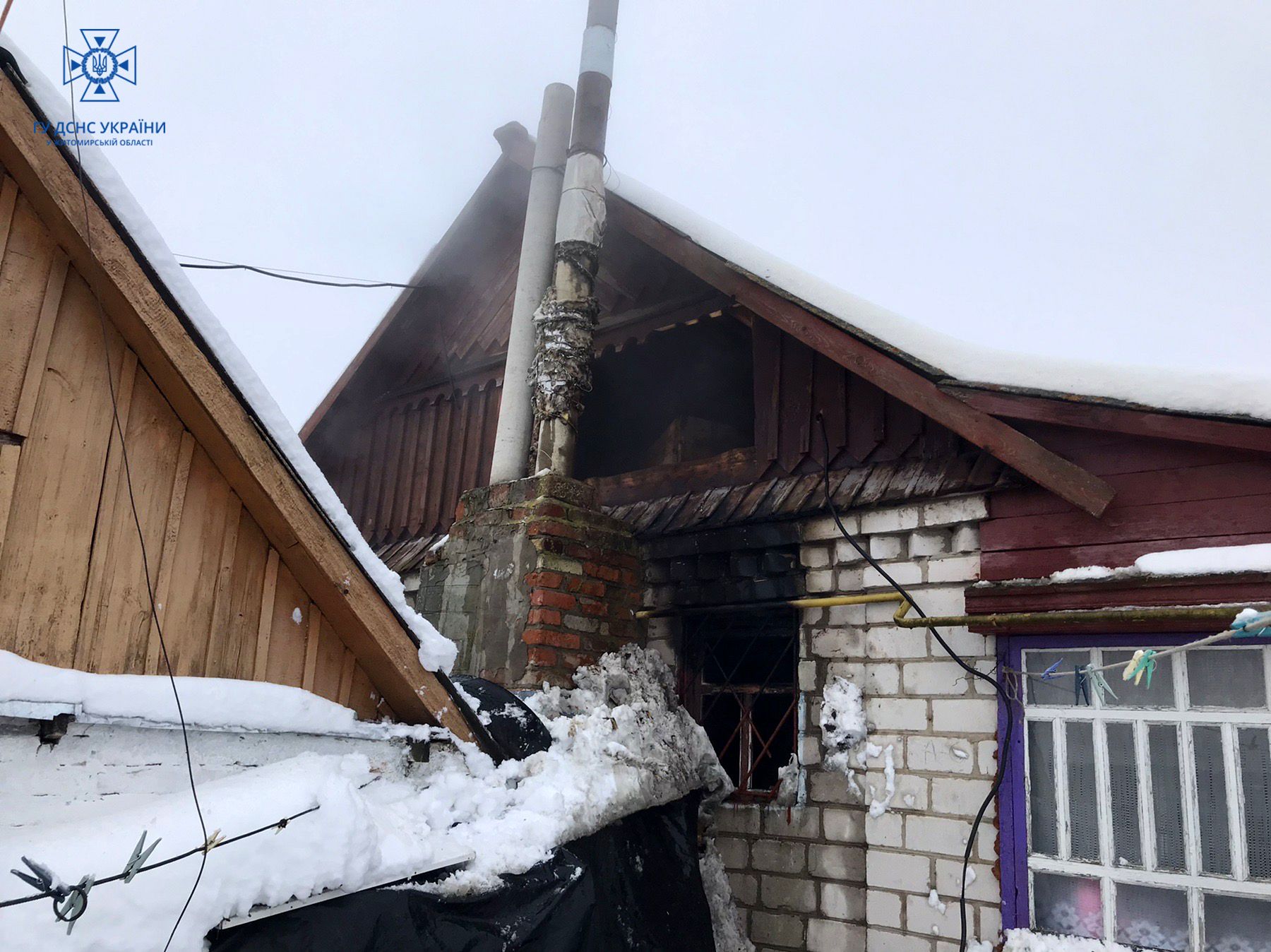 Новини Житомира - фото з За добу рятувальники ліквідували чотири пожежі у приватному секторі