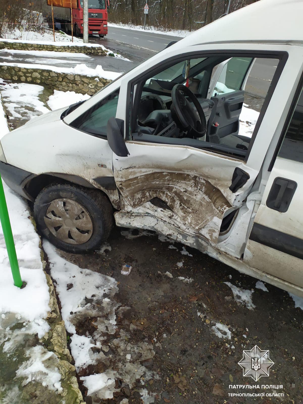 Новини Тернополя - фото з Аварія з потерпілими у мікрорайоні Дружба: що сталось?