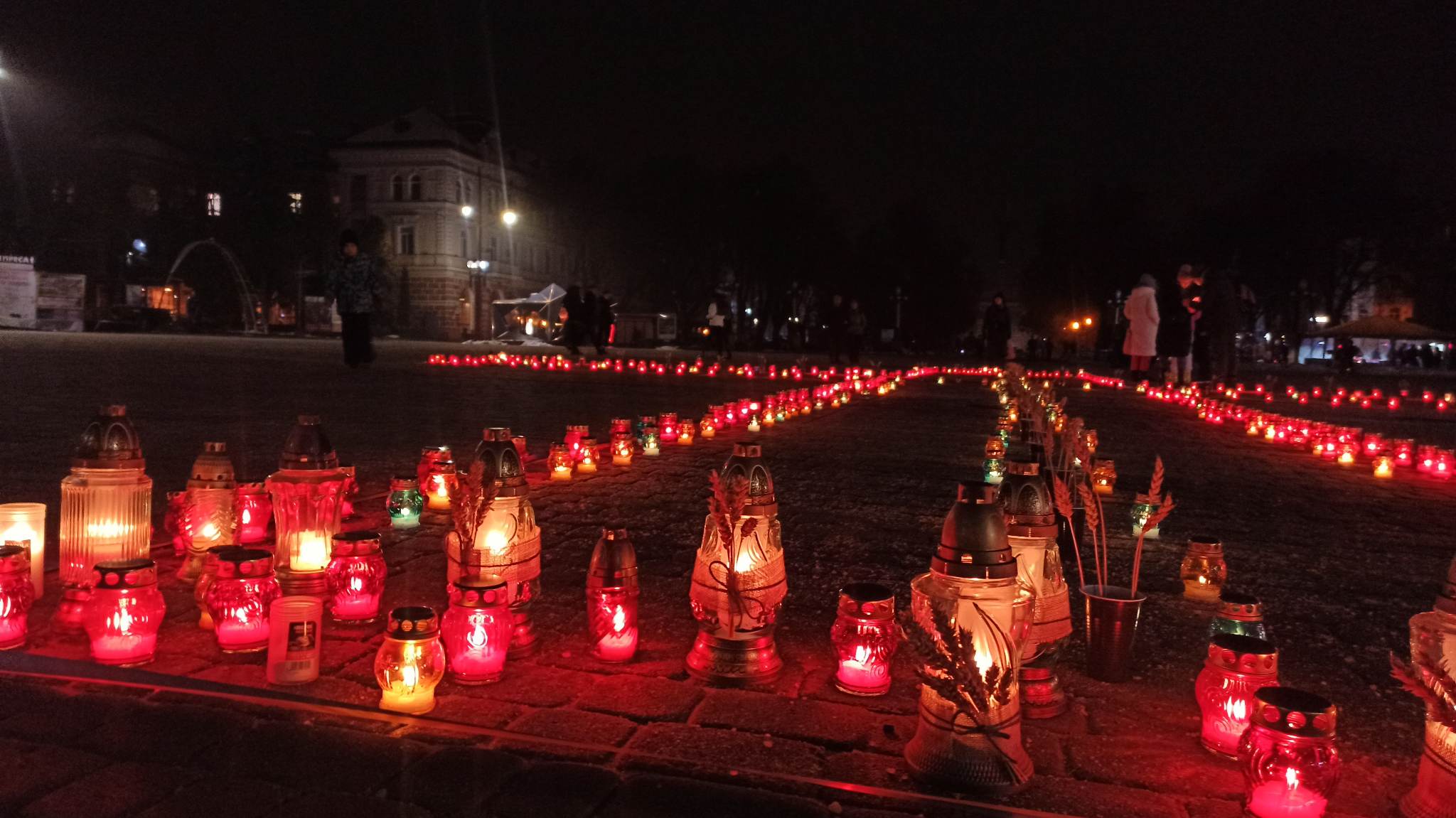 Новини Тернополя - фото з У Тернополі вшанували пам'ять жертв Голодомору