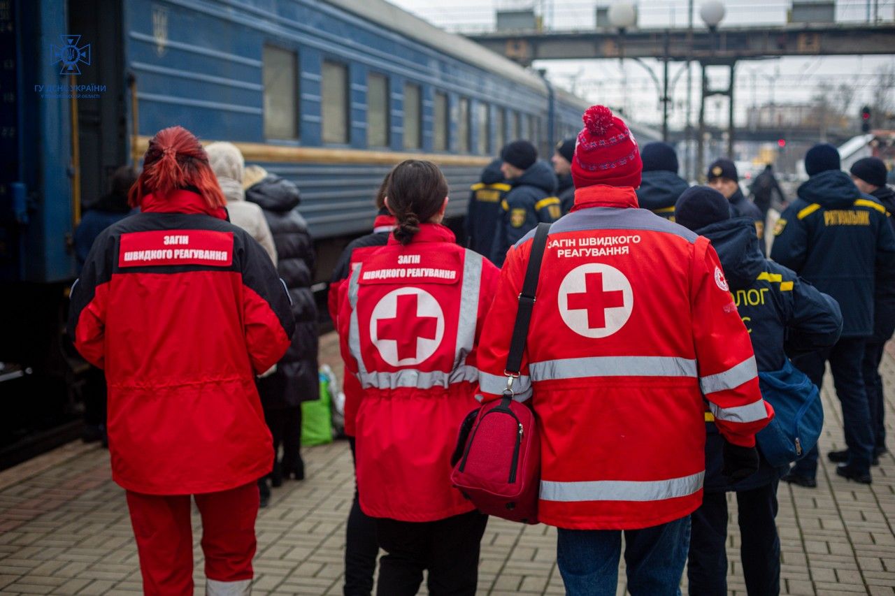 Новини Тернополя - фото з На Тернопільщину прибув ще один евакуаційний потяг із Донецької області