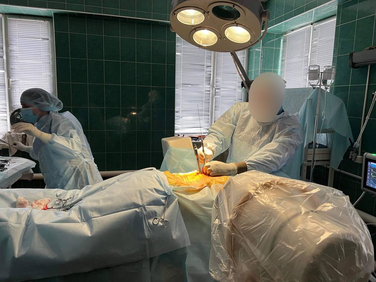 Новини Тернополя - фото з Рятував захисників та поранених цивільних: історія херсонського нейрохірурга, який переїхав до Тернополя