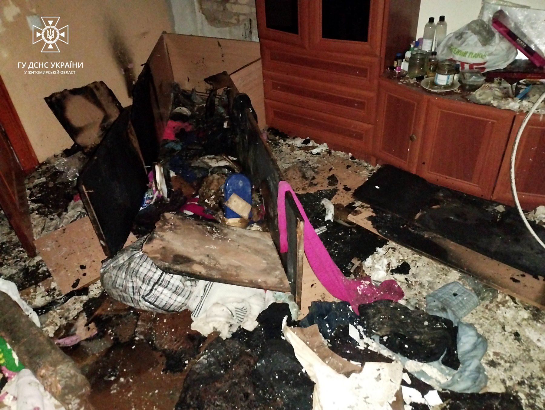 Новини Житомира - фото з За добу рятувальники Житомирщини ліквідували три пожежі у приватному секторі