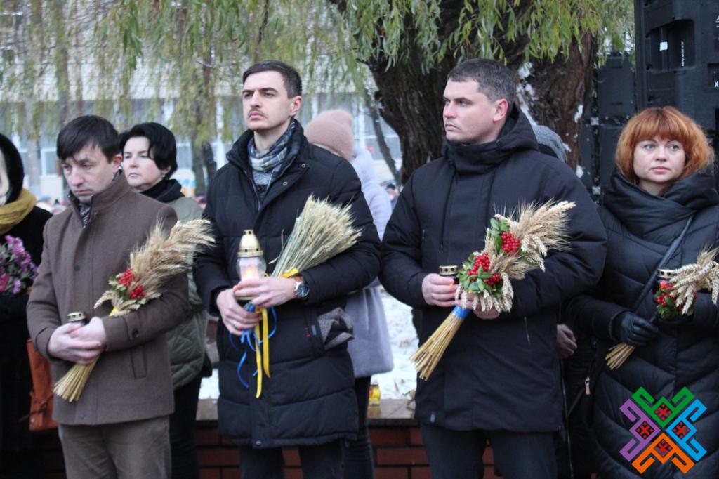 Новини Хмельницького - фото з У Хмельницькому вшанували пам’ять жертв Голодомору