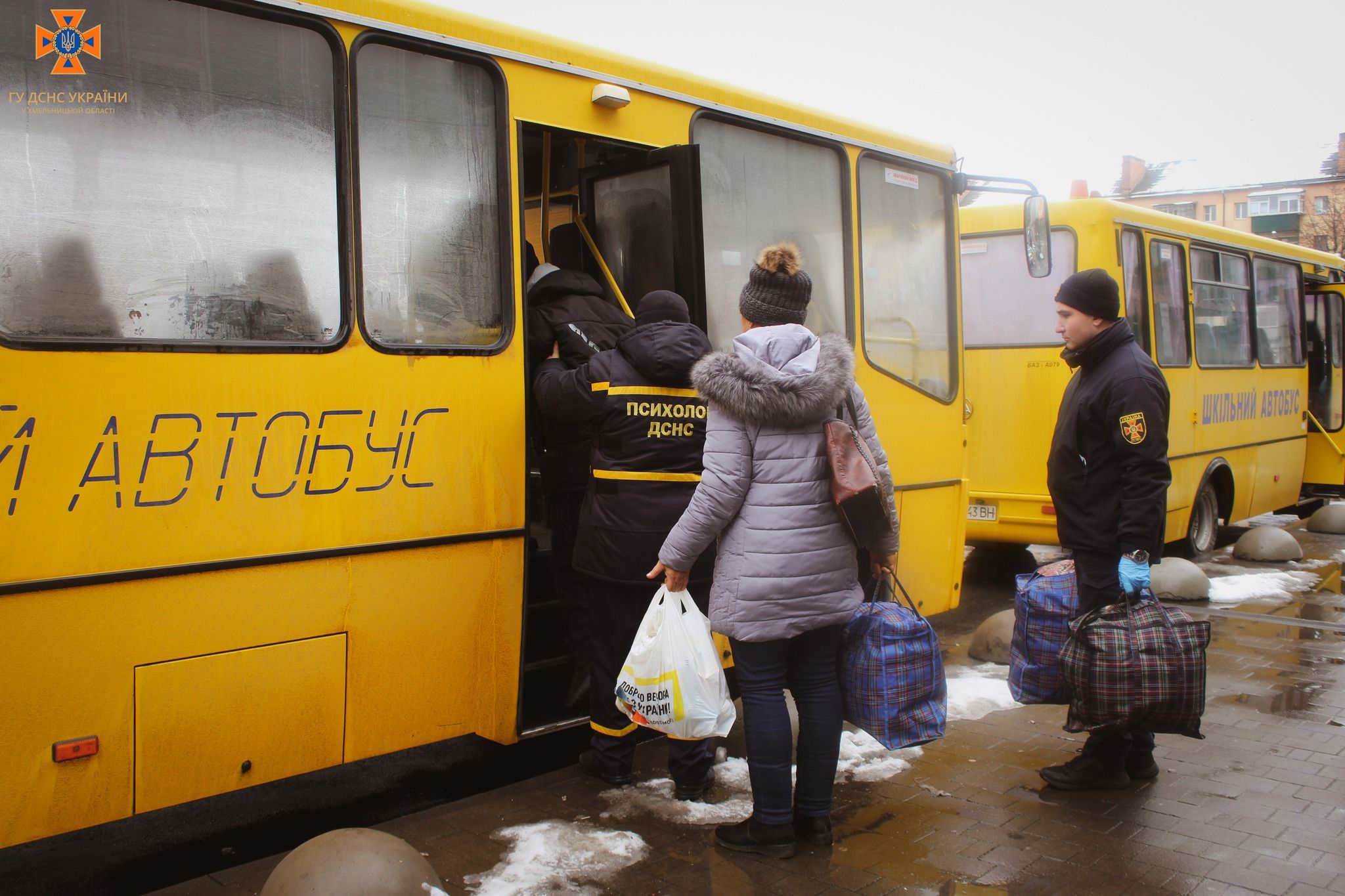Новини Хмельницького - фото з З Херсона до Хмельницького щоденно курсує евакуаційний потяг (ФОТО)