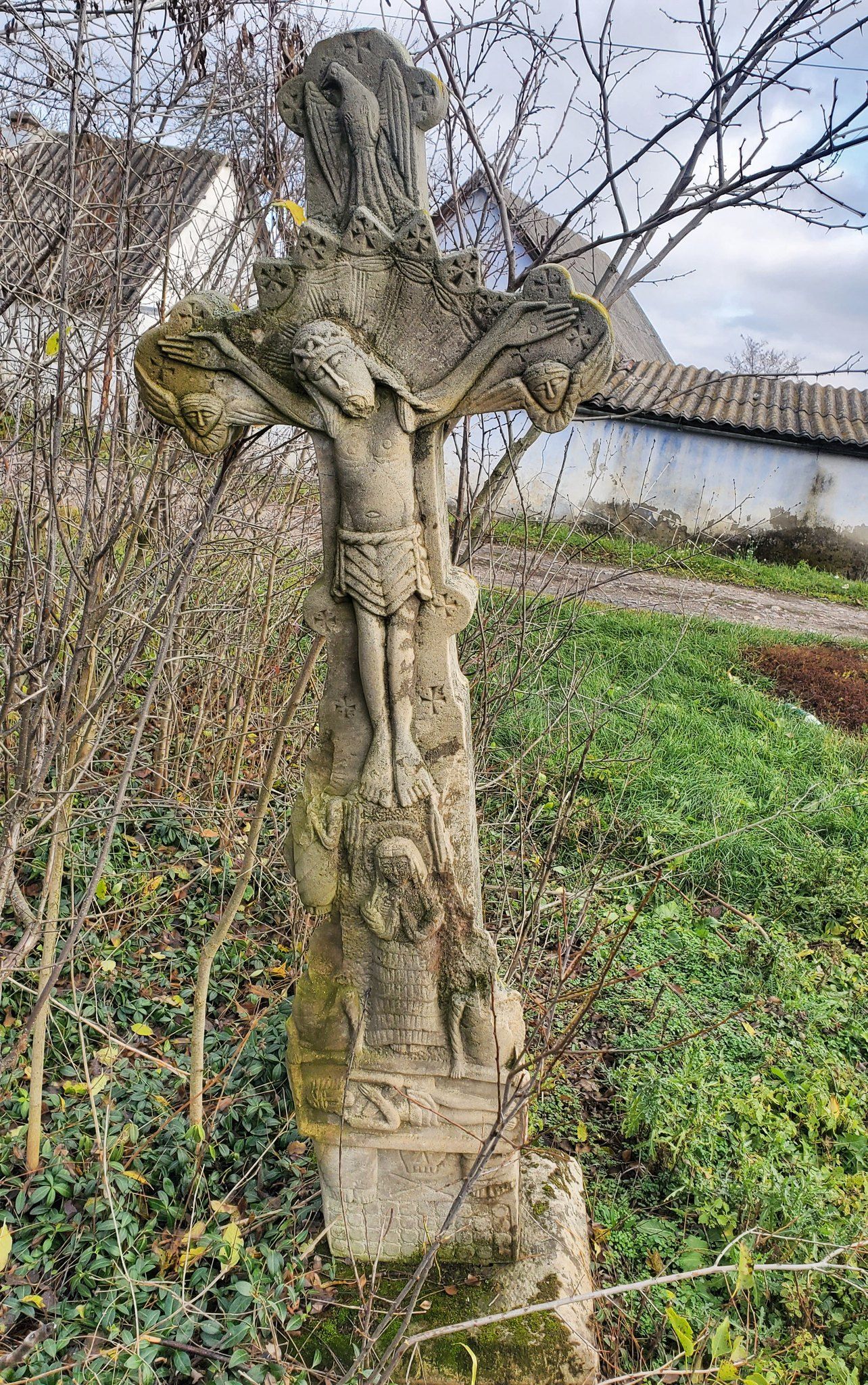 Новини Вінниці - фото з «Не віриться, що це ручна робота». Хрести-розп’яття стали краєзнавчим відкриттям для дослідників