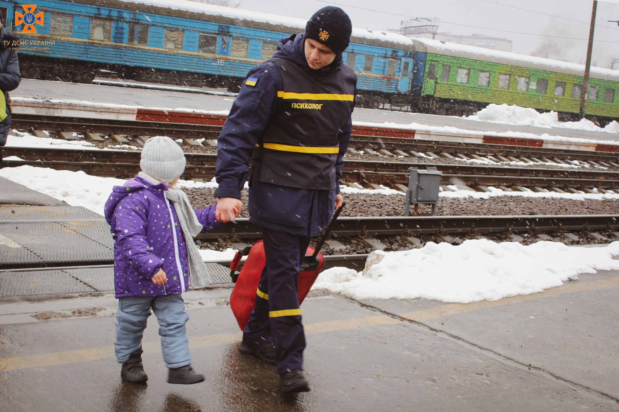 Новини Хмельницького - фото з З Херсона до Хмельницького щоденно курсує евакуаційний потяг (ФОТО)