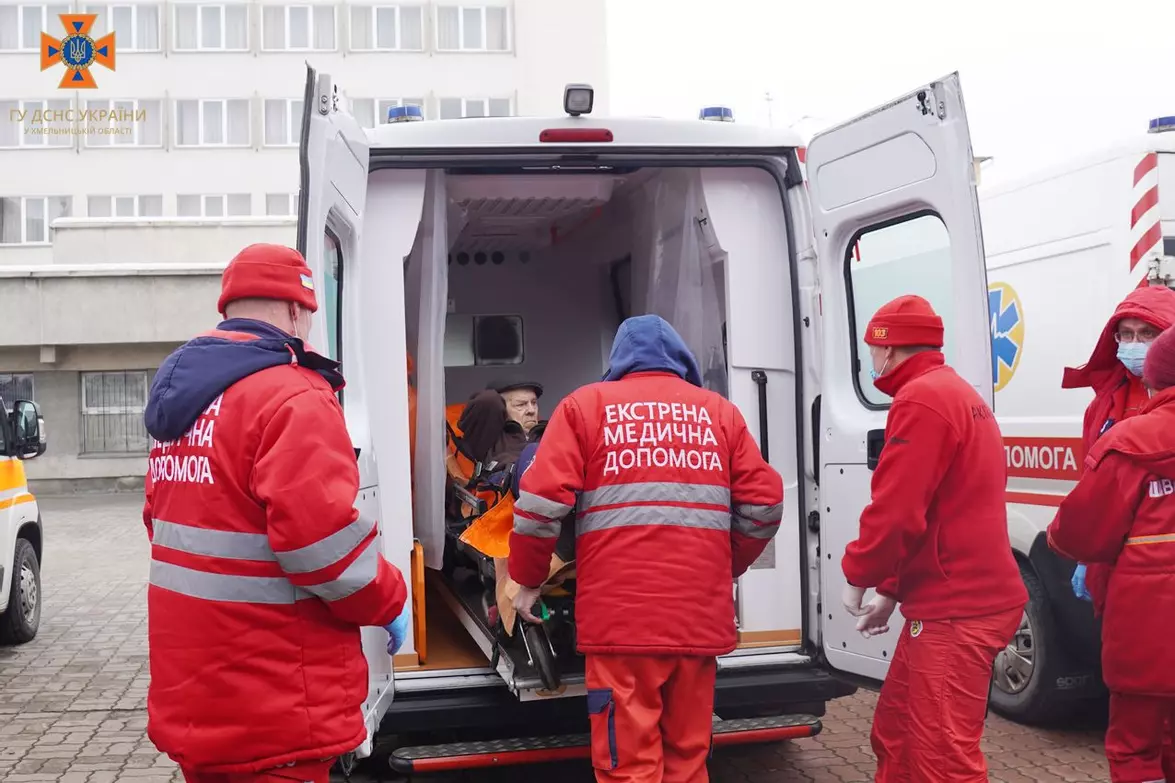 Новини Хмельницького - фото з З Херсона до Хмельницького щоденно курсує евакуаційний потяг (ФОТО)