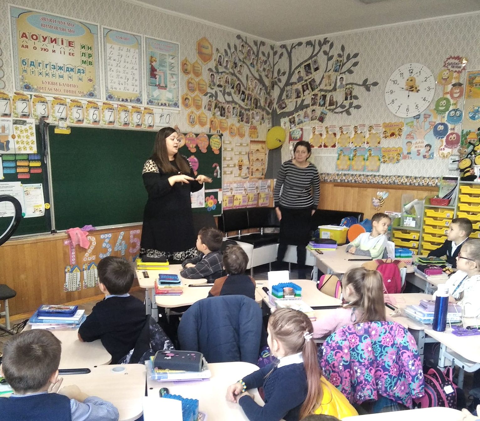 Новини Житомира - фото з Ювенальні прокурори Житомирщини провели зі школярами діалоги про безпеку у соціумі