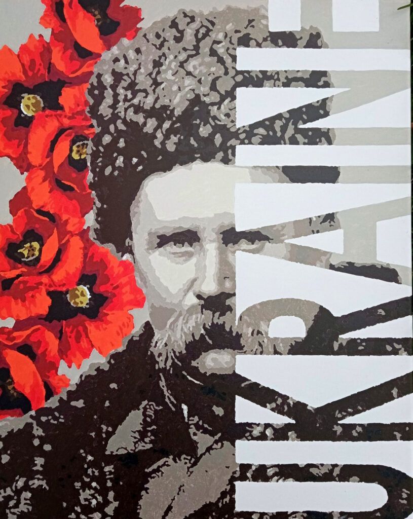 Новини Хмельницького - фото з Син – грає в шахи, мати – пече смаколики: у Шепетівці родина переселенців з Луганщини збирає гроші для ЗСУ