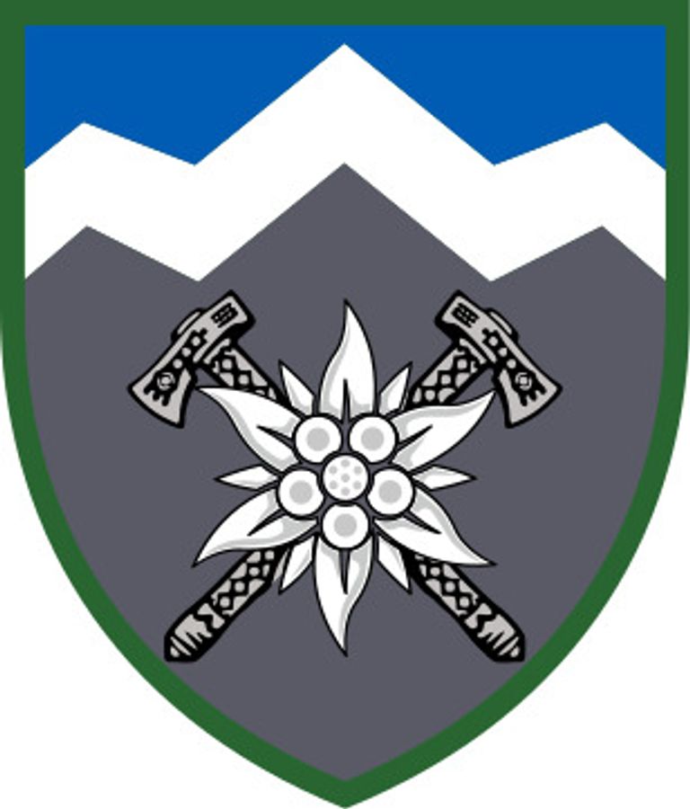 Новини Хмельницького - фото з Що закодовано в символіці ЗСУ: в Шепетівці діє виставка шевронів