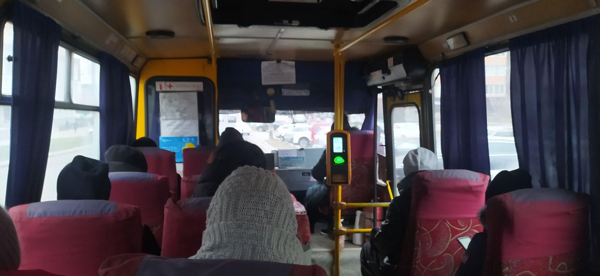 Новини Вінниці - фото з Валідатори у маршрутках Вінниці: чому не можна платити банківськими картками?