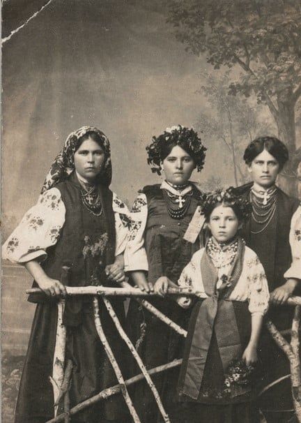 Новини Тернополя - фото з День української хустки: цікаві факти про народний символ та оберіг