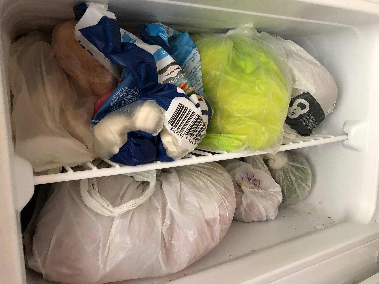 Новини Тернополя - фото з Як у тернопільських магазинах зберігають м'ясо та заморожені продукти, коли нема світла? Ми перевірили