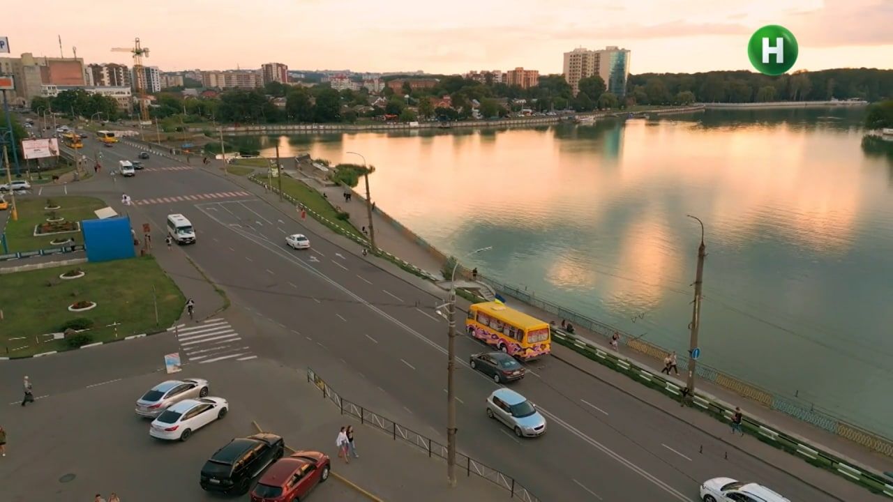 Новини Хмельницького - фото з “Le Маршрутка” у Хмельницькому: що знімала в телепередачі Леся Нікітюк